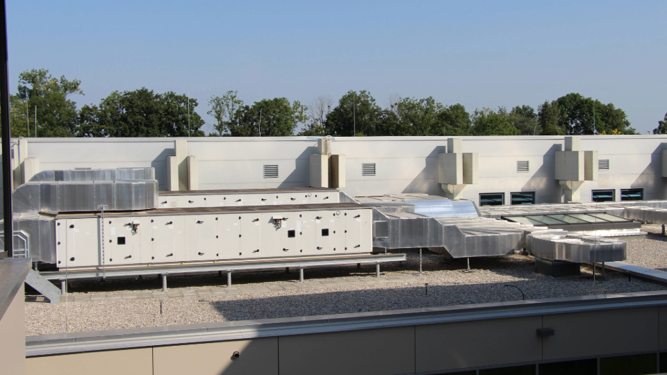 germanapproach_hvacroof